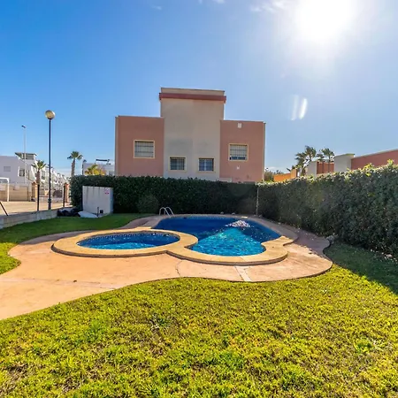 Residencial Madrid By Interhome Дом отдыха *